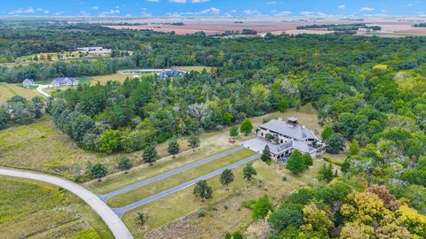 Tiny photo for 2633 Private Access 424 E, Mahomet, IL 61853 (MLS # 12617659)