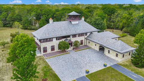 Tiny photo for 2633 Private Access 424 E, Mahomet, IL 61853 (MLS # 12617659)