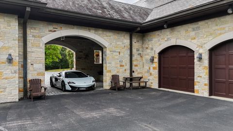 Tiny photo for 2633 Private Access 424 E, Mahomet, IL 61853 (MLS # 12617659)