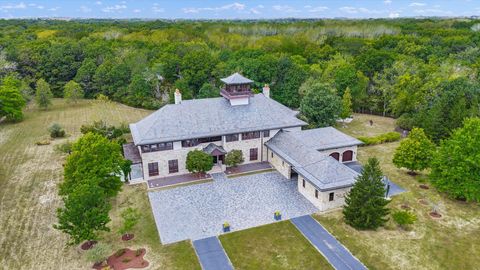 Tiny photo for 2633 Private Access 424 E, Mahomet, IL 61853 (MLS # 12617659)