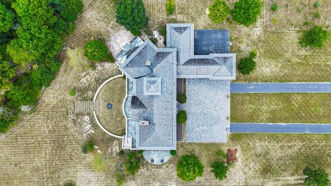 Tiny photo for 2633 Private Access 424 E, Mahomet, IL 61853 (MLS # 12617659)