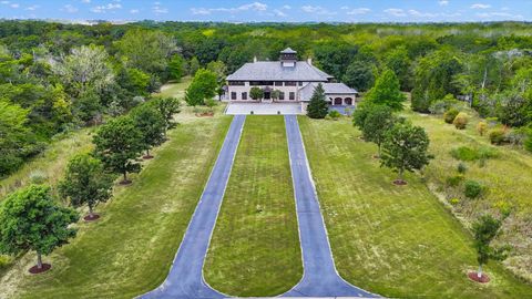 Tiny photo for 2633 Private Access 424 E, Mahomet, IL 61853 (MLS # 12617659)