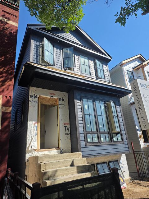 2036 W ERIE Street Chicago IL 60612