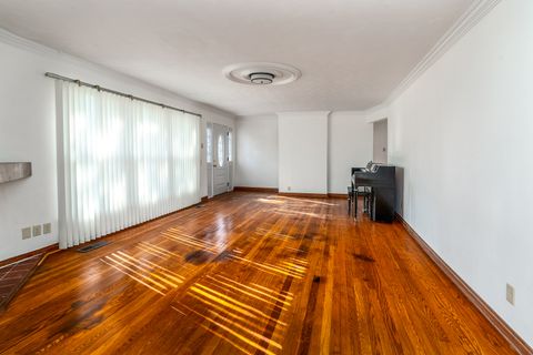 Tiny photo for 1004 S Taylor Drive, Carbondale, IL 62901 (MLS # 12601186)