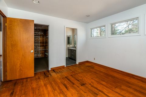 Tiny photo for 1004 S Taylor Drive, Carbondale, IL 62901 (MLS # 12601186)