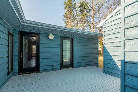 Tiny photo for 1004 S Taylor Drive, Carbondale, IL 62901 (MLS # 12601186)