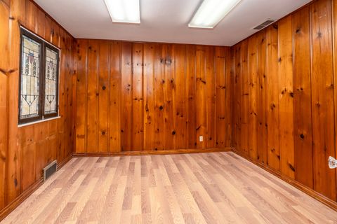 Tiny photo for 1004 S Taylor Drive, Carbondale, IL 62901 (MLS # 12601186)