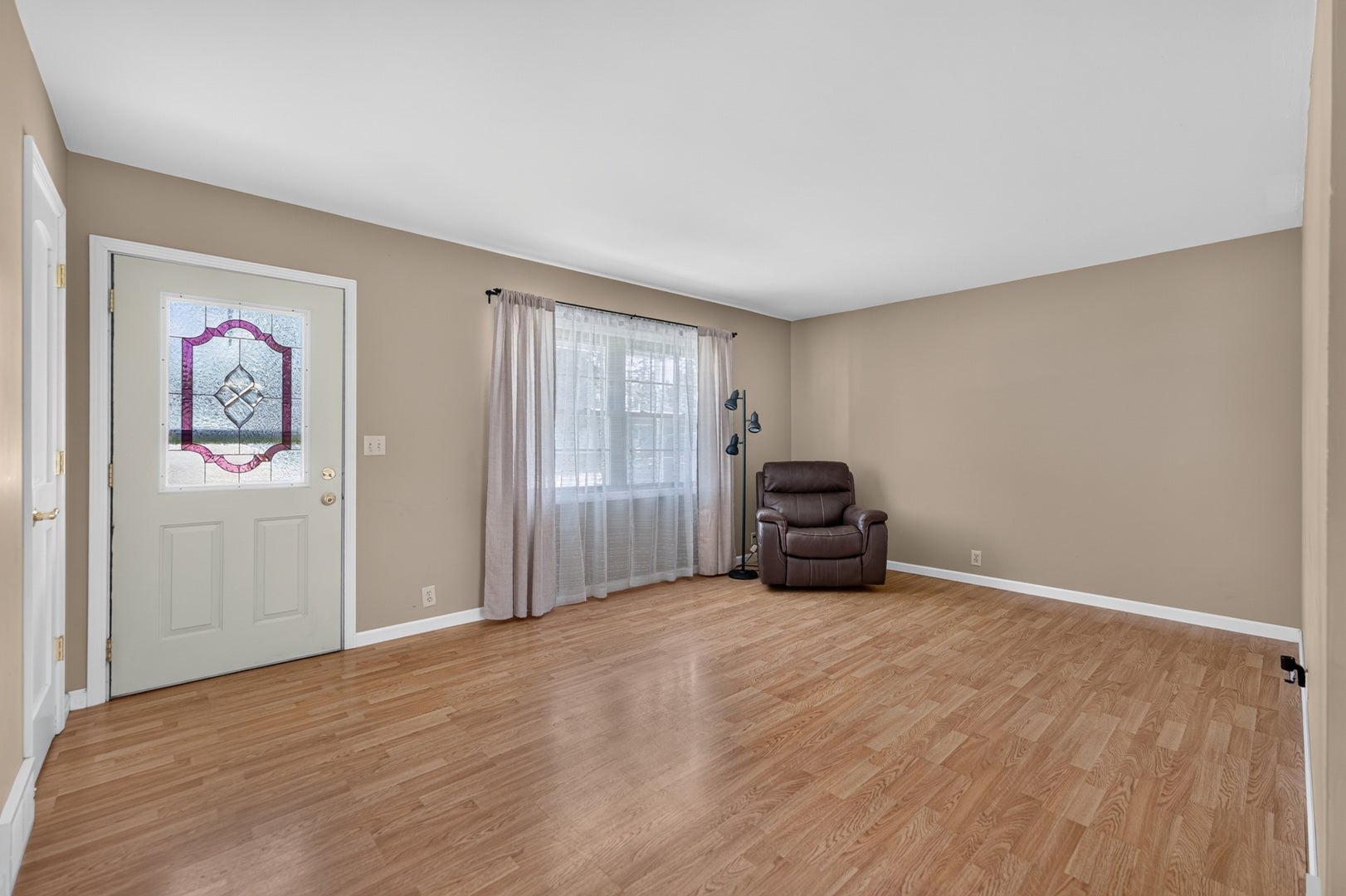 225 W Eisenhower Street
