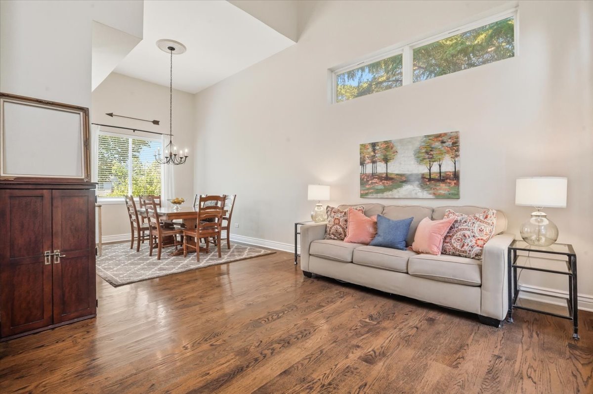 2850 Farmington Drive