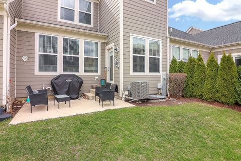 Tiny photo for 169 Waverly Court, Bloomingdale, IL 60108 (MLS # 12488440)