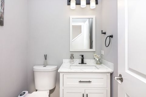Tiny photo for 169 Waverly Court, Bloomingdale, IL 60108 (MLS # 12488440)