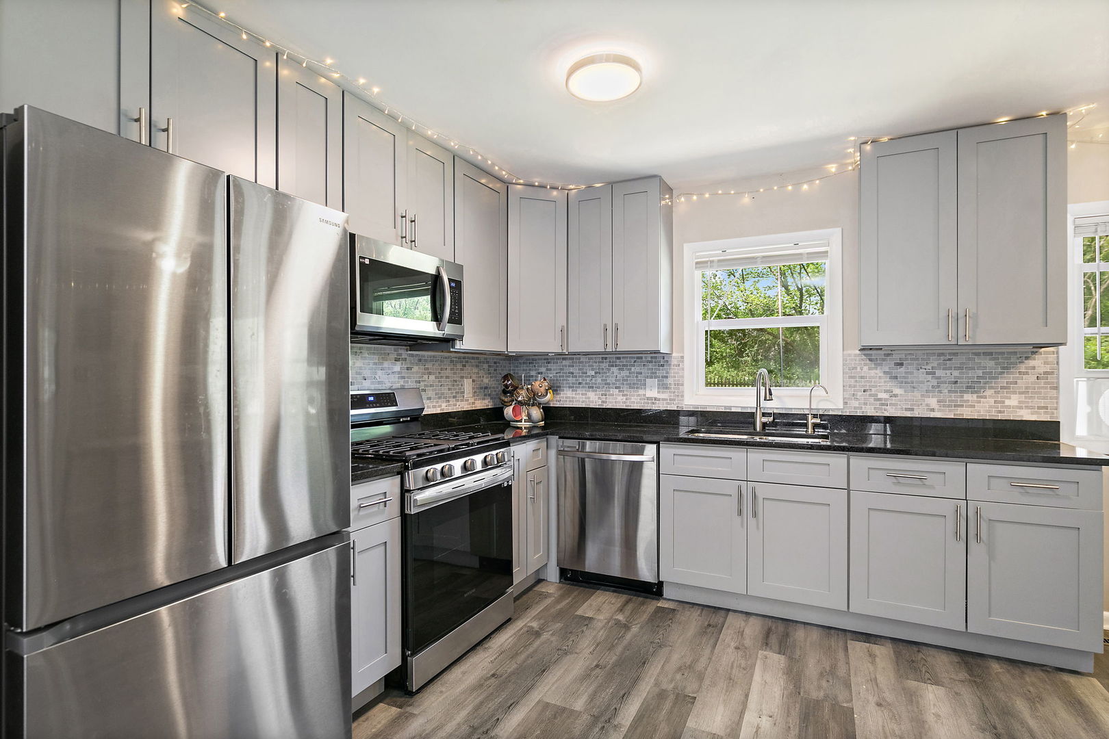 2714 Killarney Drive