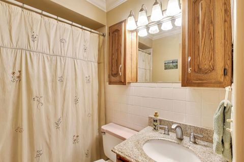 Tiny photo for 7650 W Altgeld Street #411, Elmwood Park, IL 60707 (MLS # 12514643)