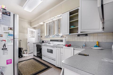 Tiny photo for 4959 S Greenwood Avenue, Chicago, IL 60615 (MLS # 12619783)