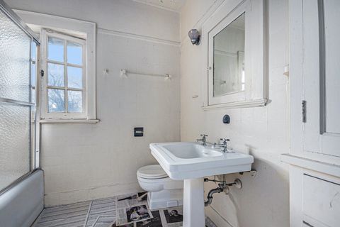 Tiny photo for 4959 S Greenwood Avenue, Chicago, IL 60615 (MLS # 12619783)