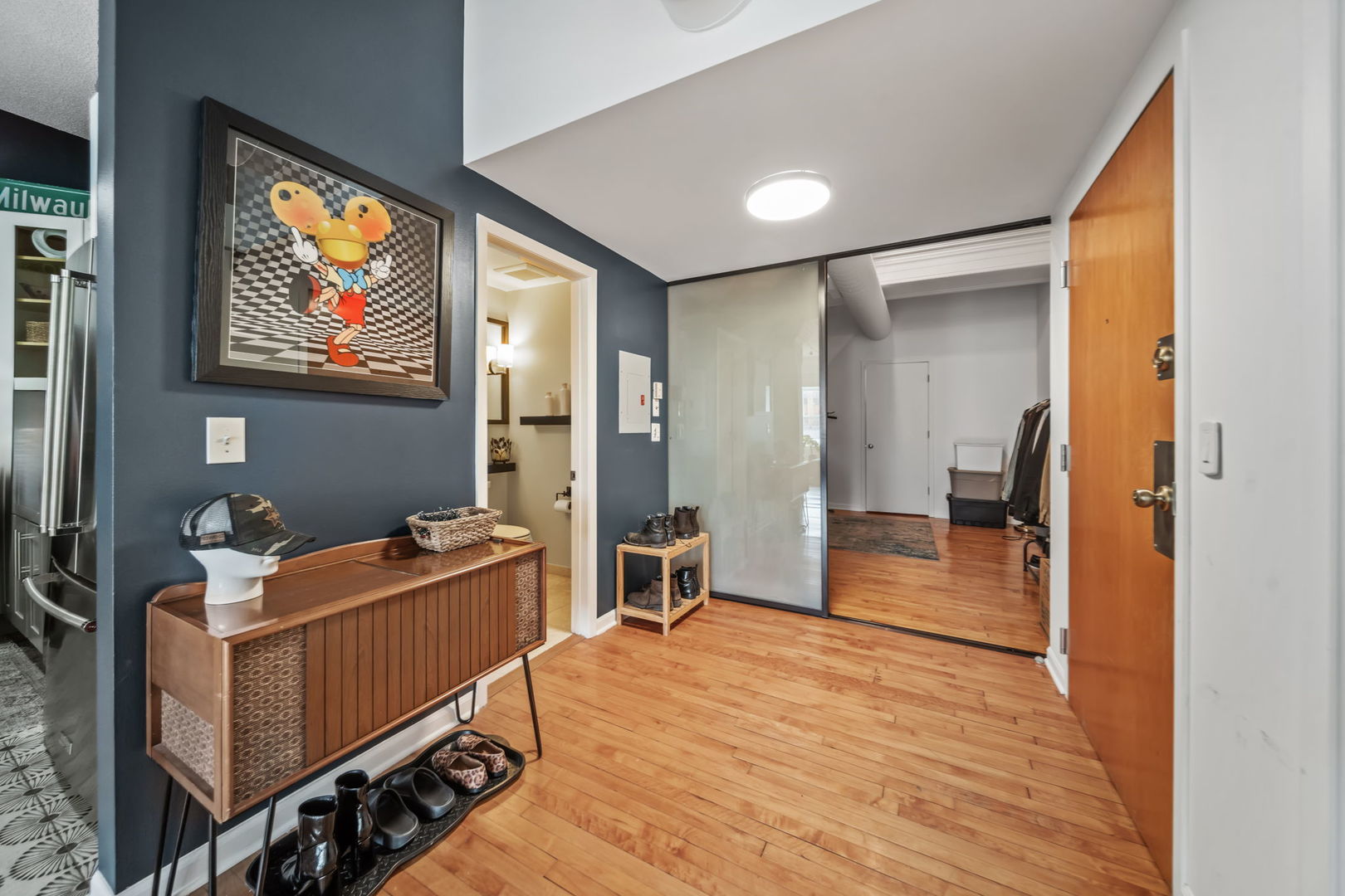 3323 N Paulina Street 3D