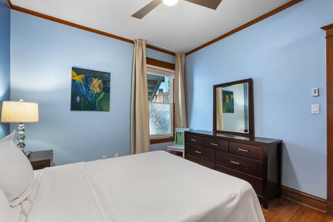 Tiny photo for 1449 W Rosemont Avenue #2, Chicago, IL 60660 (MLS # 12704802)