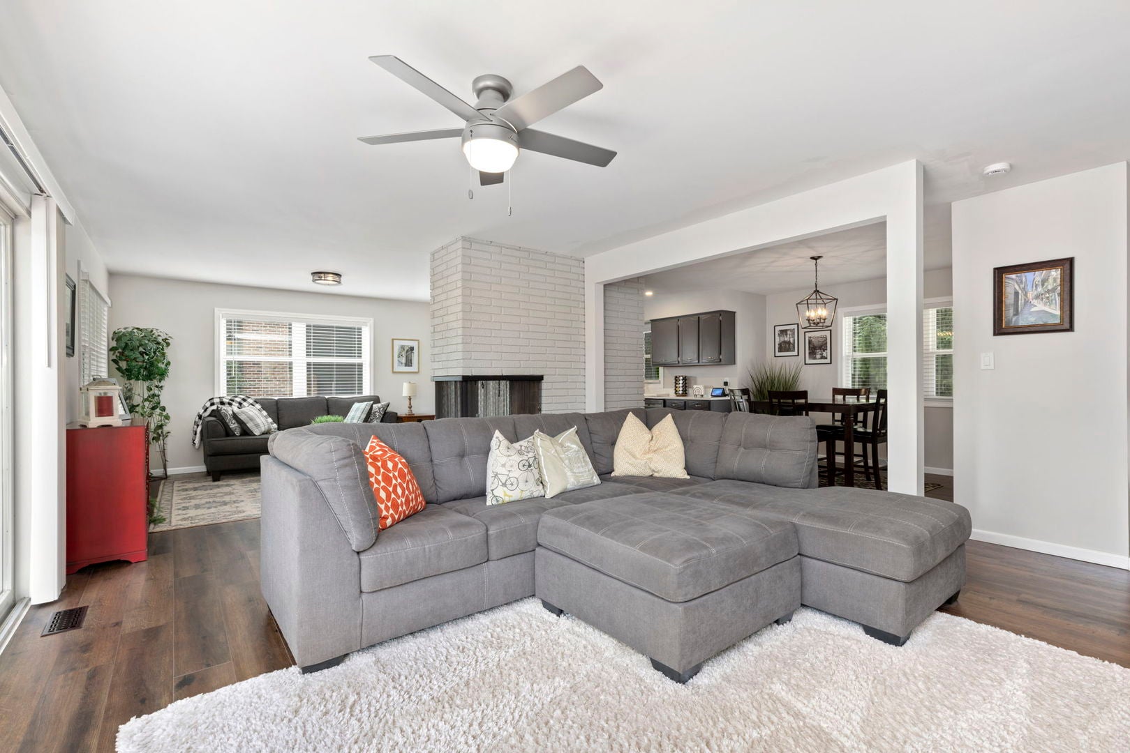 716 Woodland Hills Road