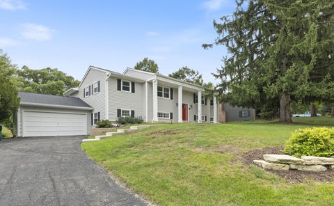 Photo of 716 Woodland Hills Road, Batavia, IL 60510 (MLS # 12771980)