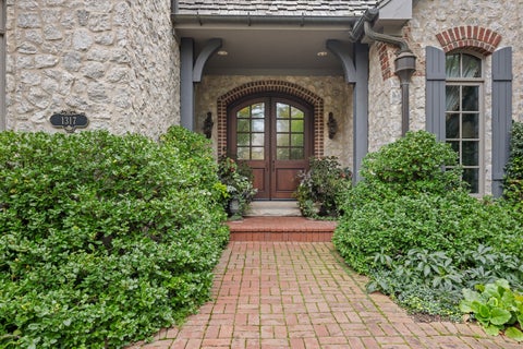 Tiny photo for 1317 Fox Glen Drive, St. Charles, IL 60174 (MLS # 12782691)