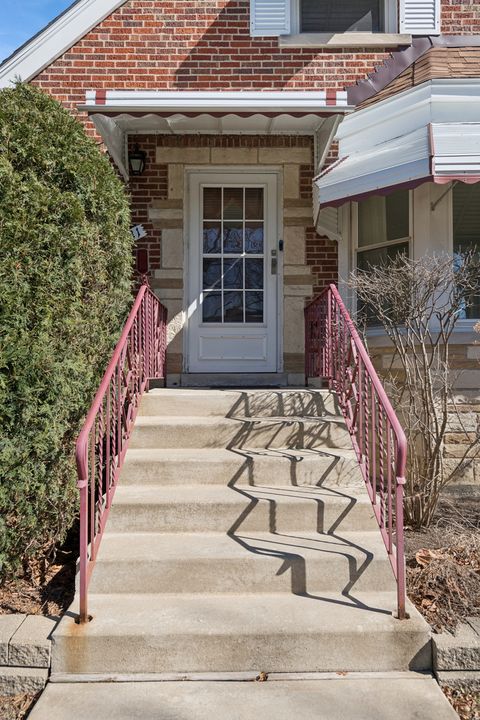 Tiny photo for 5331 N Neenah Avenue, Chicago, IL 60656 (MLS # 12584402)