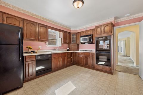 Tiny photo for 5331 N Neenah Avenue, Chicago, IL 60656 (MLS # 12584402)
