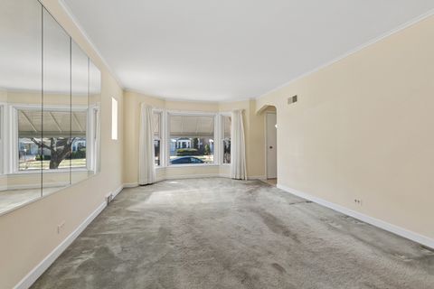 Tiny photo for 5331 N Neenah Avenue, Chicago, IL 60656 (MLS # 12584402)