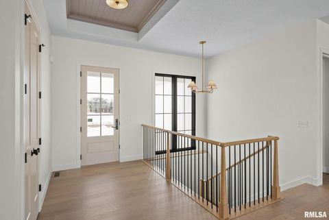 Tiny photo for 7131 Alvie Lane, Bettendorf, IA 52722 (MLS # QC4269914)