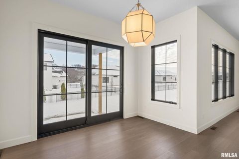 Tiny photo for 7131 Alvie Lane, Bettendorf, IA 52722 (MLS # QC4269914)