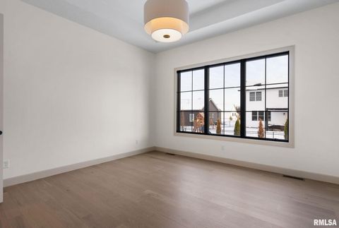 Tiny photo for 7131 Alvie Lane, Bettendorf, IA 52722 (MLS # QC4269914)