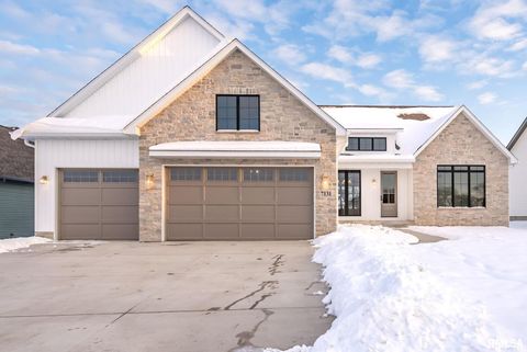 Photo of 7131 Alvie Lane, Bettendorf, IA 52722 (MLS # QC4269914)