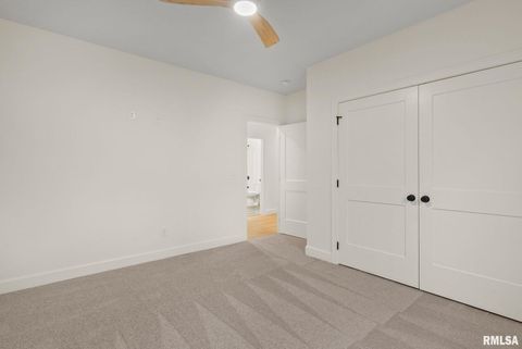 Tiny photo for 7131 Alvie Lane, Bettendorf, IA 52722 (MLS # QC4269914)