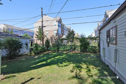 Tiny photo for 934 N Norman Lane, Wheeling, IL 60090 (MLS # 12471743)