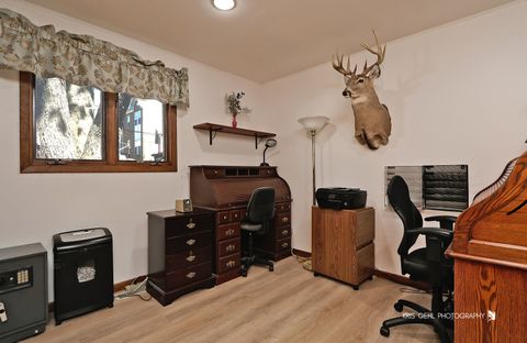 Tiny photo for 934 N Norman Lane, Wheeling, IL 60090 (MLS # 12471743)
