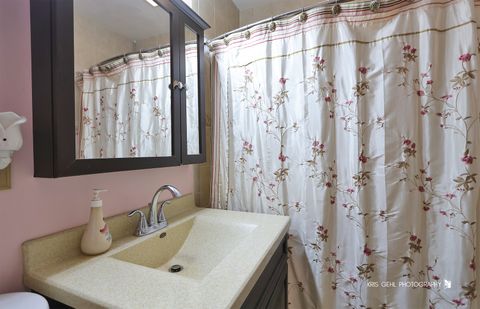 Tiny photo for 934 N Norman Lane, Wheeling, IL 60090 (MLS # 12471743)