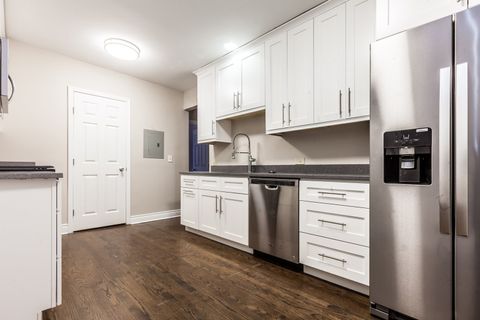 Tiny photo for 4529.5 S Drexel Boulevard #2W, Chicago, IL 60653 (MLS # 12460341)