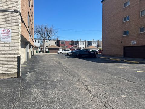 Tiny photo for 1227 S Harlem Avenue #512, Berwyn, IL 60402 (MLS # 12489101)