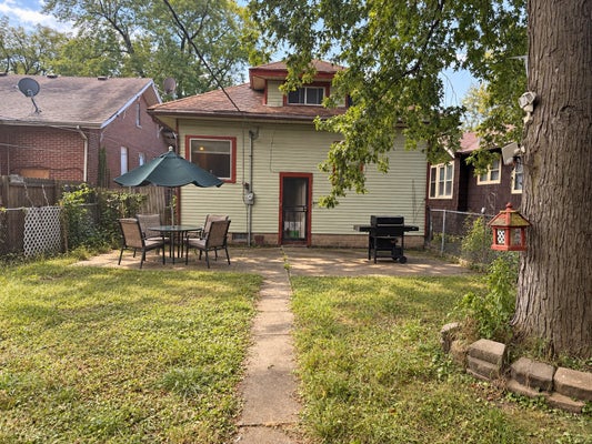 15633 MYRTLE AVE, HARVEY, IL 60426 - Image 7660330010cf02ee2c30a04e98c8807e/3246353837