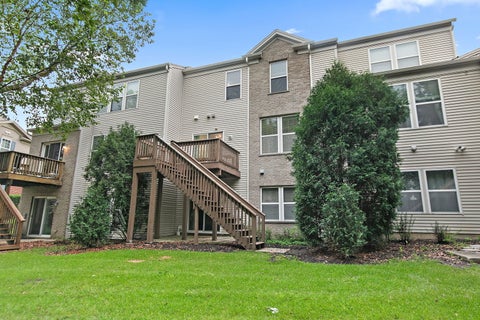 Tiny photo for 1563 Yellowstone Drive, Streamwood, IL 60107 (MLS # 12727946)