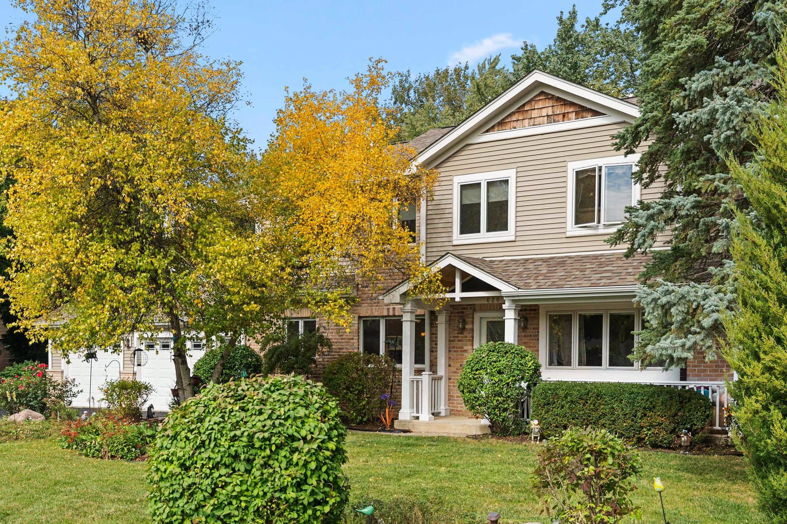 23W620 Walnut Street