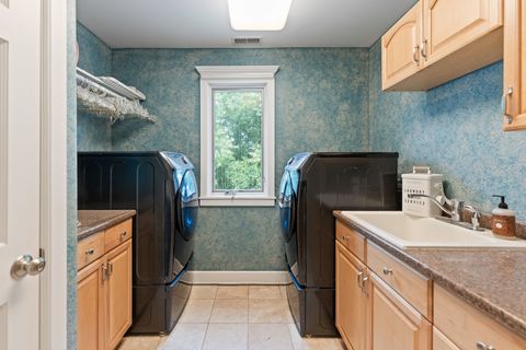 Tiny photo for 23W620 Walnut Street, Roselle, IL 60172 (MLS # 12482918)