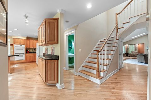 Tiny photo for 23W620 Walnut Street, Roselle, IL 60172 (MLS # 12482918)