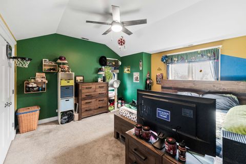 Tiny photo for 23W620 Walnut Street, Roselle, IL 60172 (MLS # 12482918)