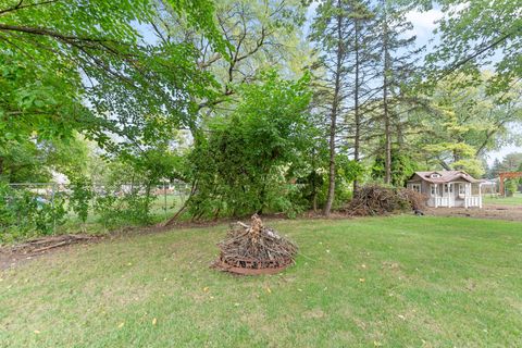 Tiny photo for 23W620 Walnut Street, Roselle, IL 60172 (MLS # 12482918)