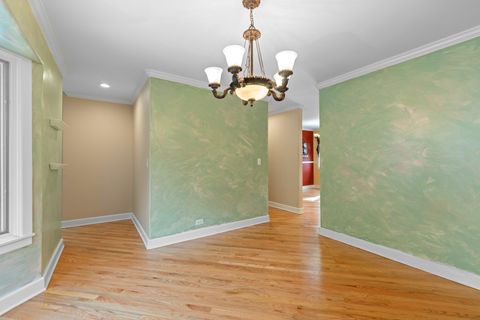 Tiny photo for 23W620 Walnut Street, Roselle, IL 60172 (MLS # 12482918)