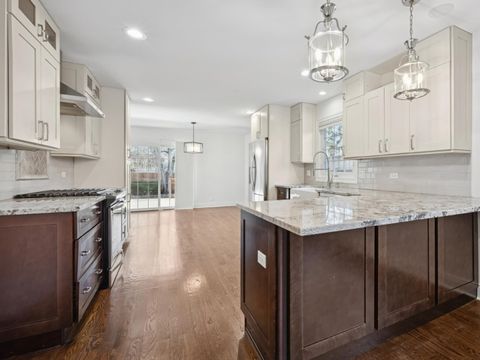 Tiny photo for 716 Indian Road, Glenview, IL 60025 (MLS # 12564269)