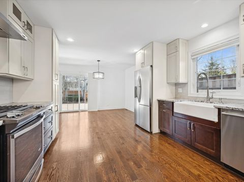 Tiny photo for 716 Indian Road, Glenview, IL 60025 (MLS # 12564269)