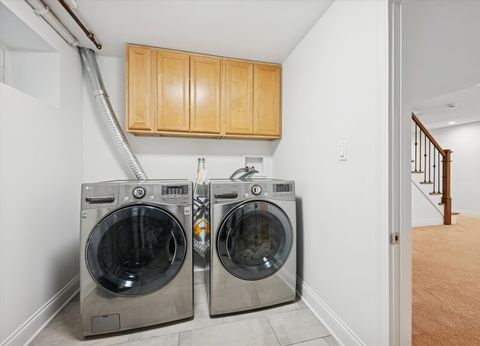 Tiny photo for 716 Indian Road, Glenview, IL 60025 (MLS # 12564269)