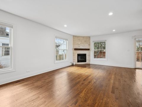 Tiny photo for 716 Indian Road, Glenview, IL 60025 (MLS # 12564269)