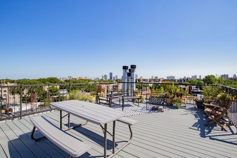 Tiny photo for 4745 N Ravenswood Avenue #210, Chicago, IL 60640 (MLS # 12489952)